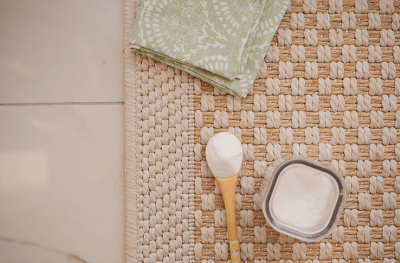 How to Clean Carpet With Baking Soda and Vinegar - Keen Clean